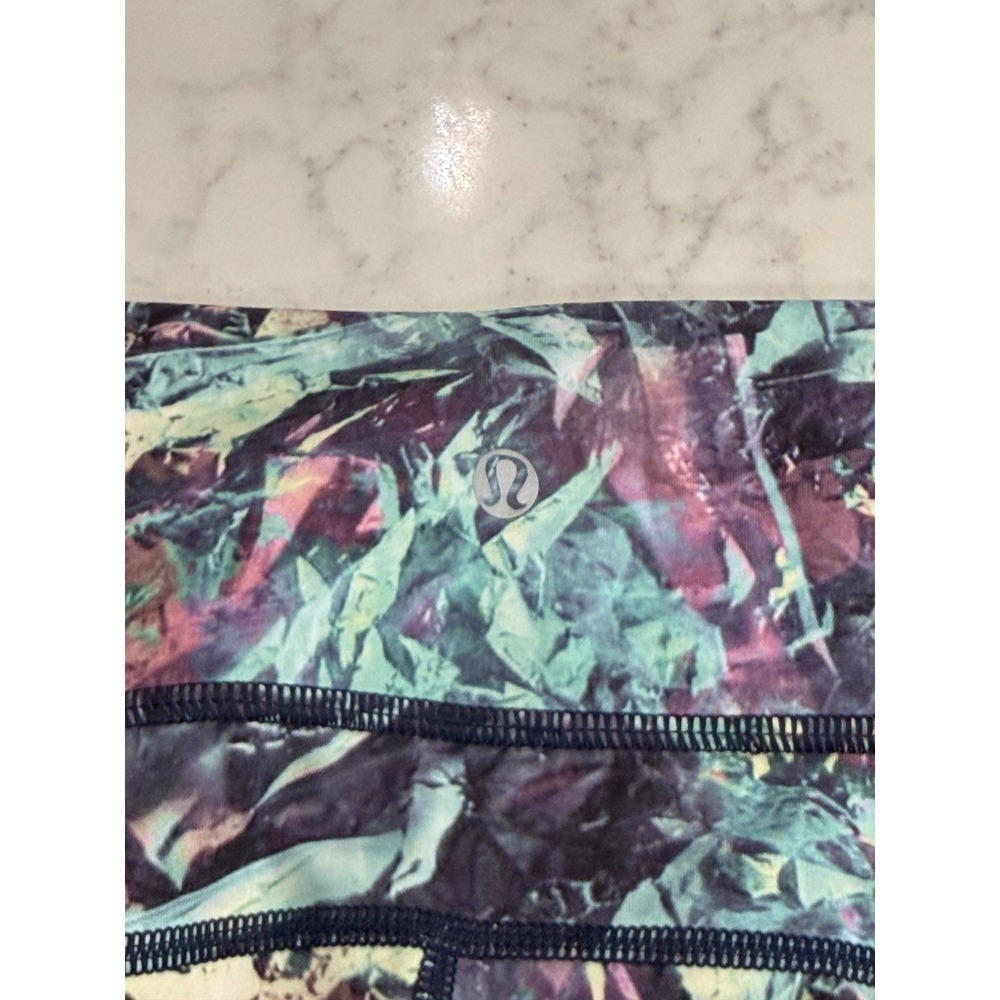 Lululemon Top Speed Crop 21 Iridescent Multi Abstract Running Leggings Womens 4 - Picture 5 of 9